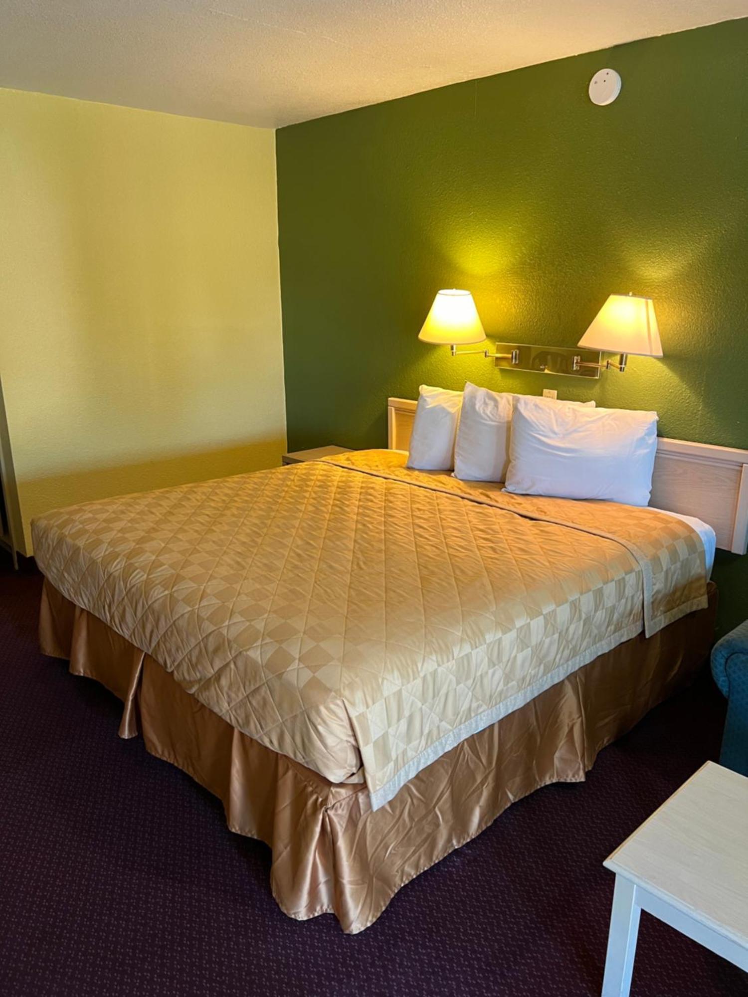 Antlers Inn Cuero Екстер'єр фото